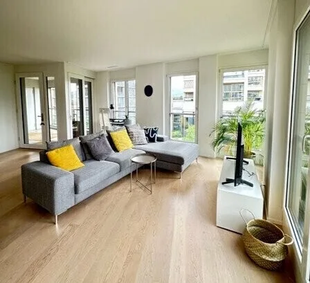 2½ ZI-WOHNUNG IN ZÜRICH - KREIS 5 INDUSTRIEQUARTIER, MÖBLIERT, TEMPORÄ