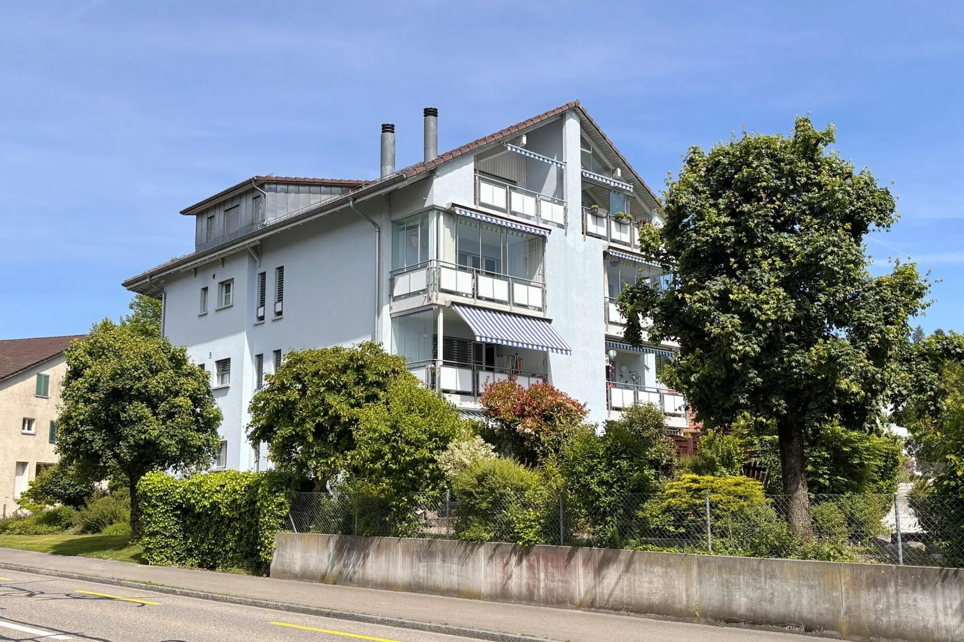 Appartement au rez-de-chaussée situé au centre avec jardin