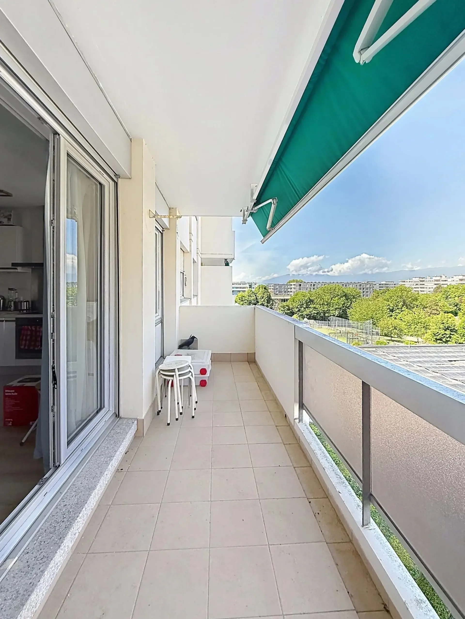 Appartement mit geräumigem und hellem Balkon im Herzen der internationalen Organisationen