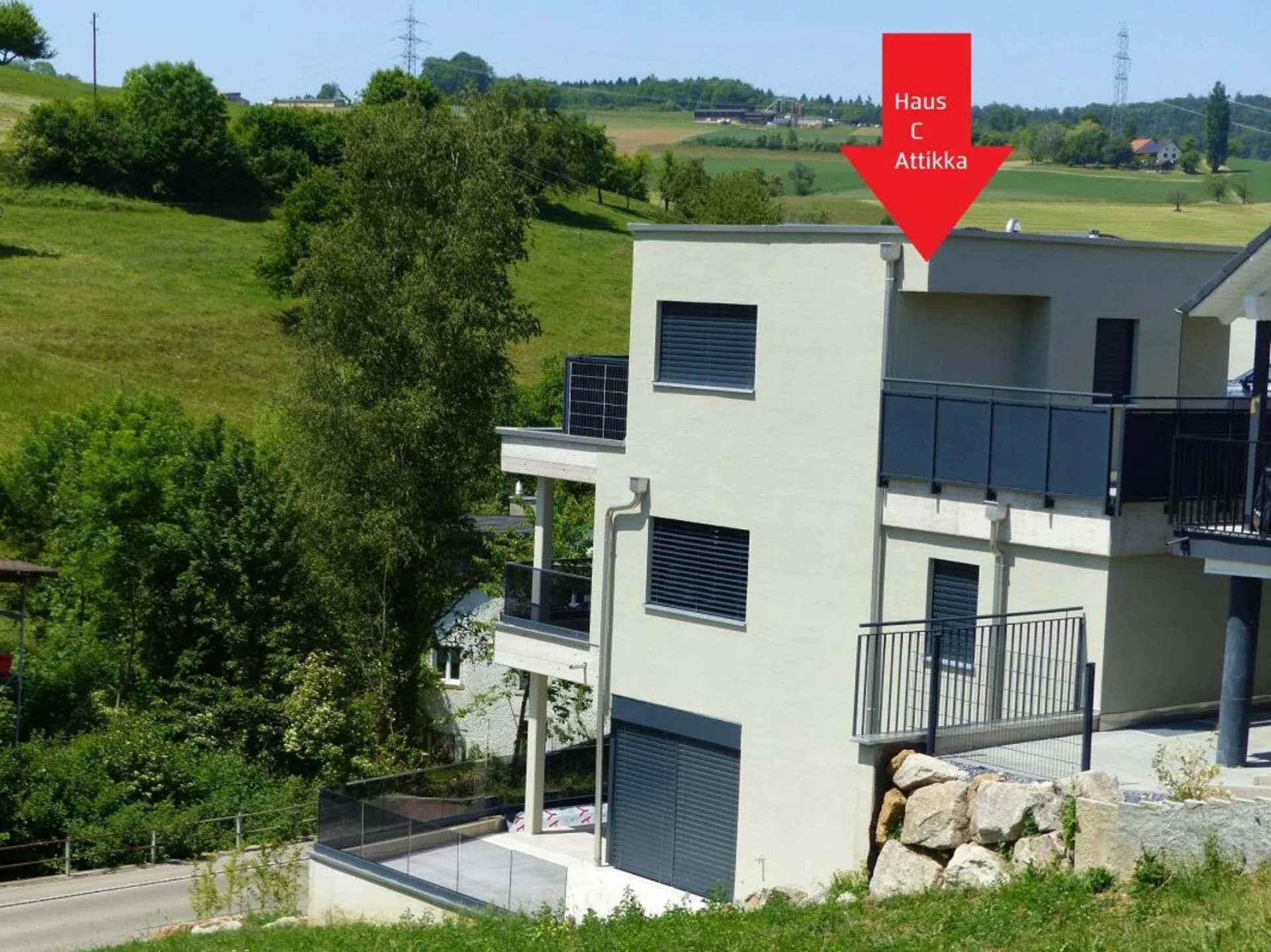 ATTRAKTIVE 4.5 ZIMMER-ATTIKA ZUM MIETEN / NEUBAU