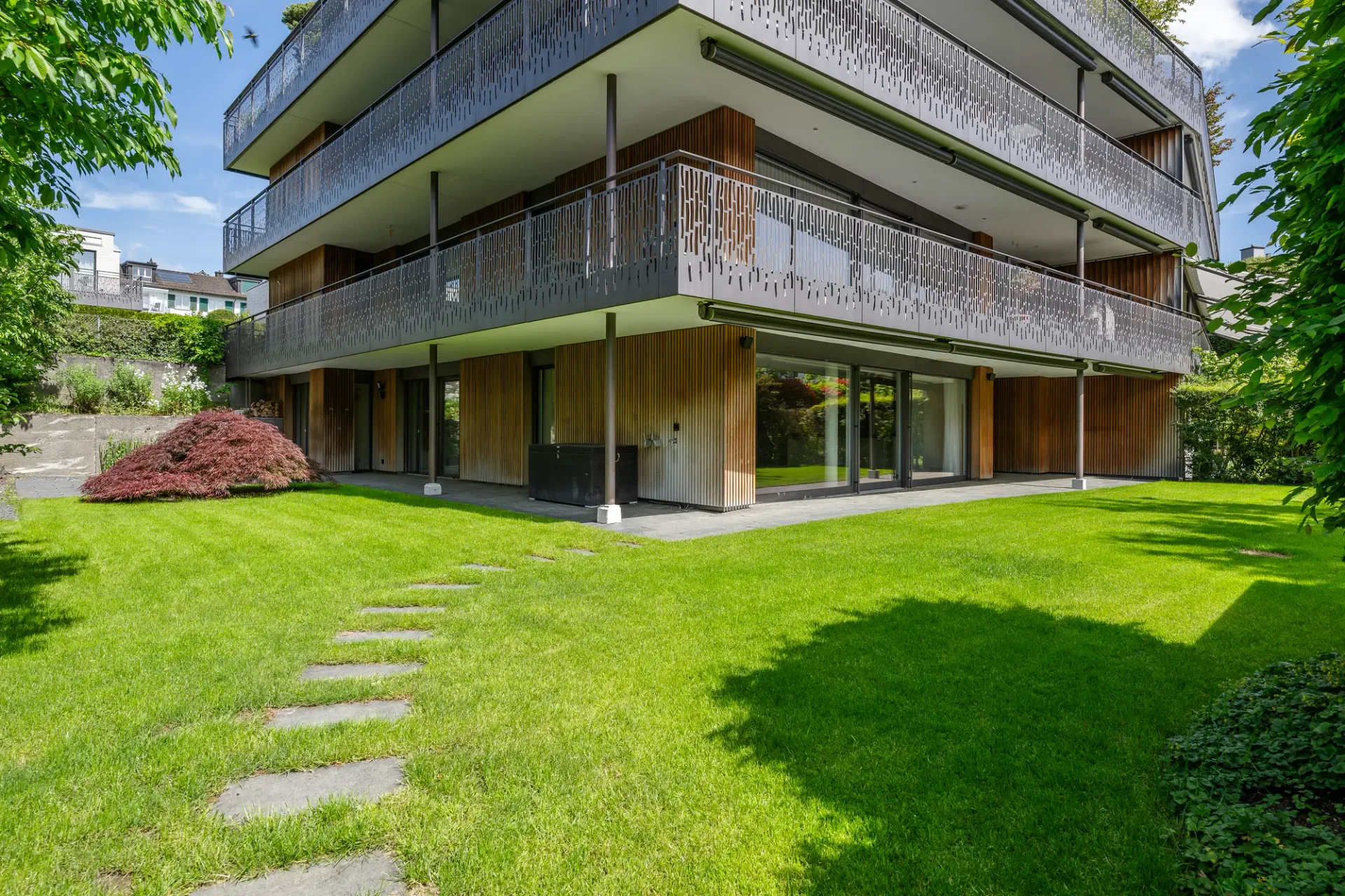 Familienparadies mit traumhaftem Garten