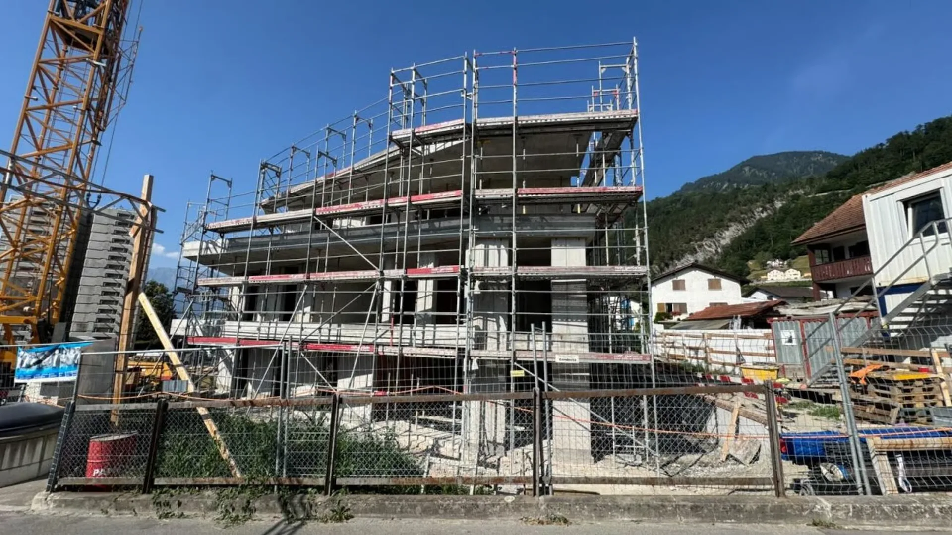 Exklusive Gartenwohnung mit viel Privatsphäre - 5.5 Zimmer in Trimmis