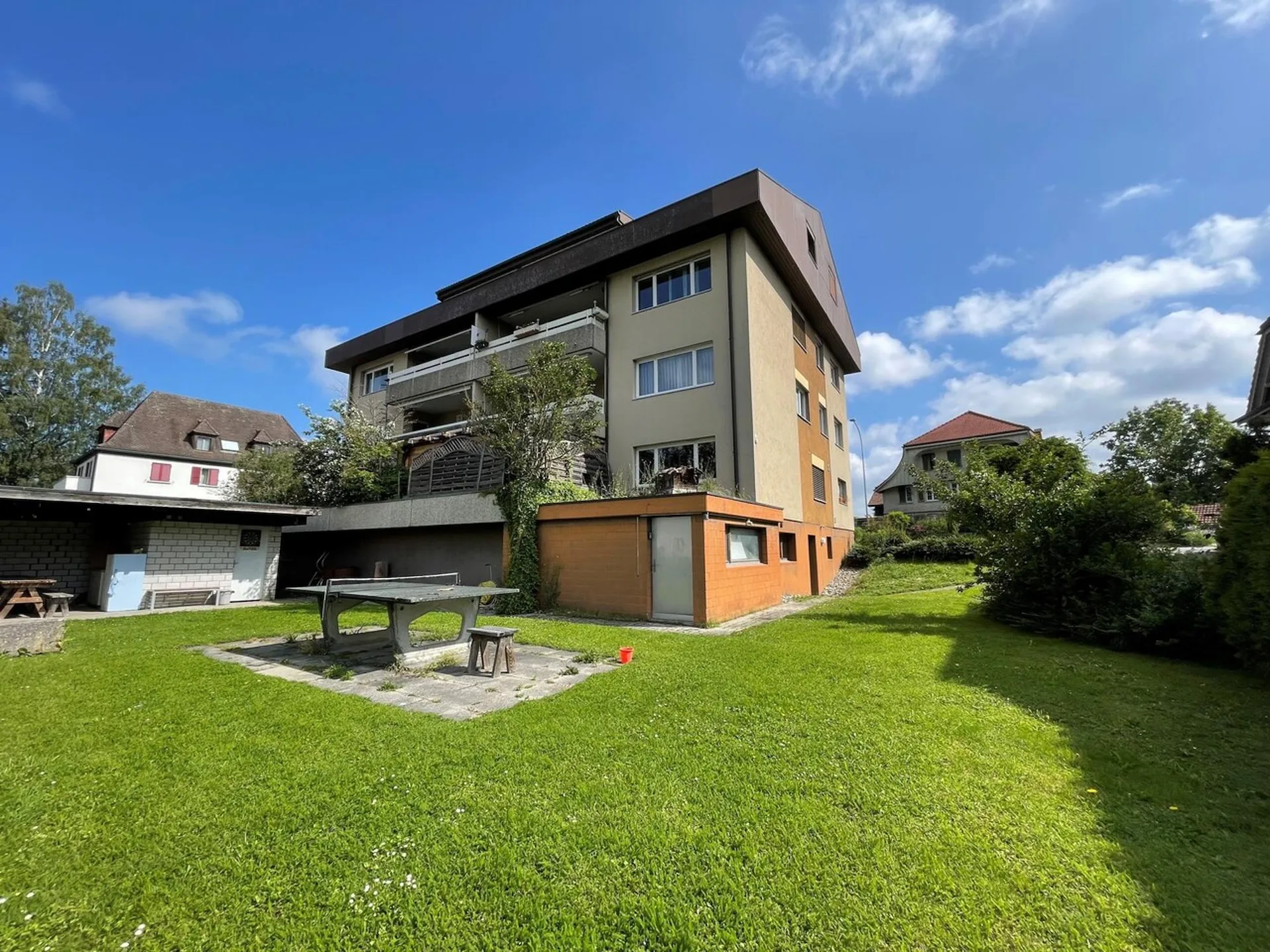 Schöne 2.5-Zimmer Dachwohnung zu vermieten