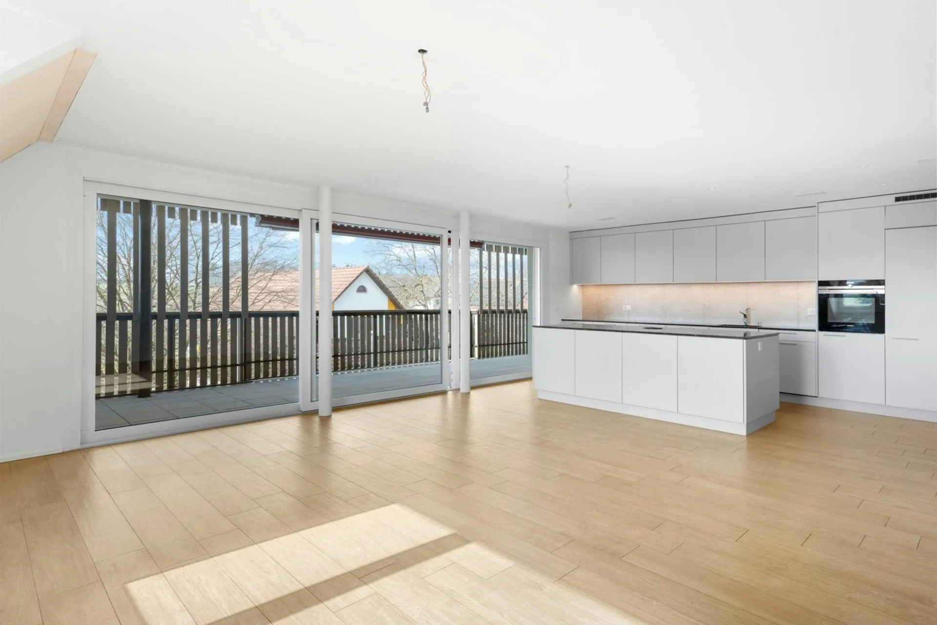 Grosszügige 4.5-Zimmer Maisonette-Wohnung mit unverbaubarer Weitsicht