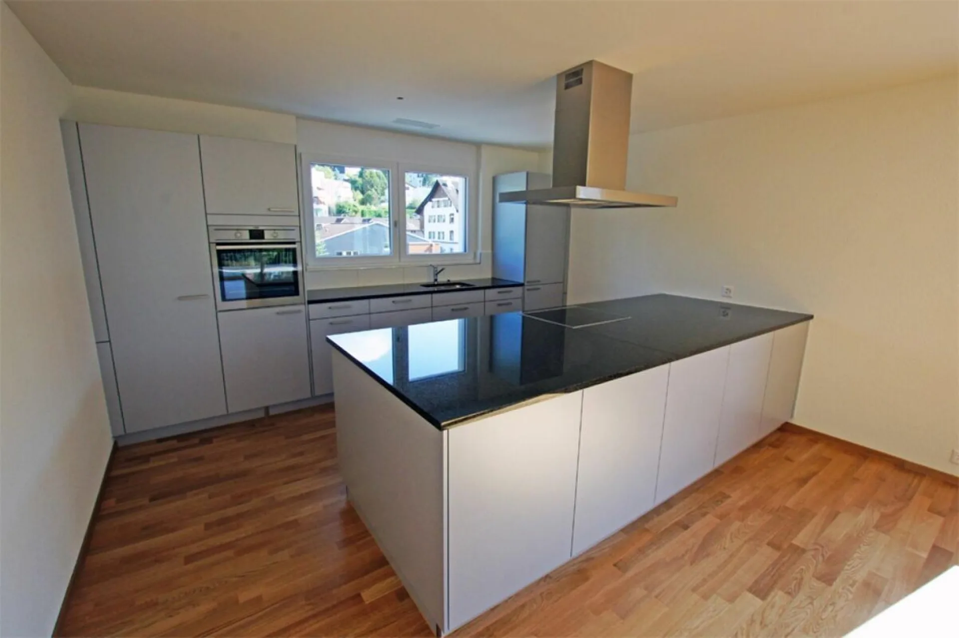 Helle 4.5 Zimmer-Wohnung