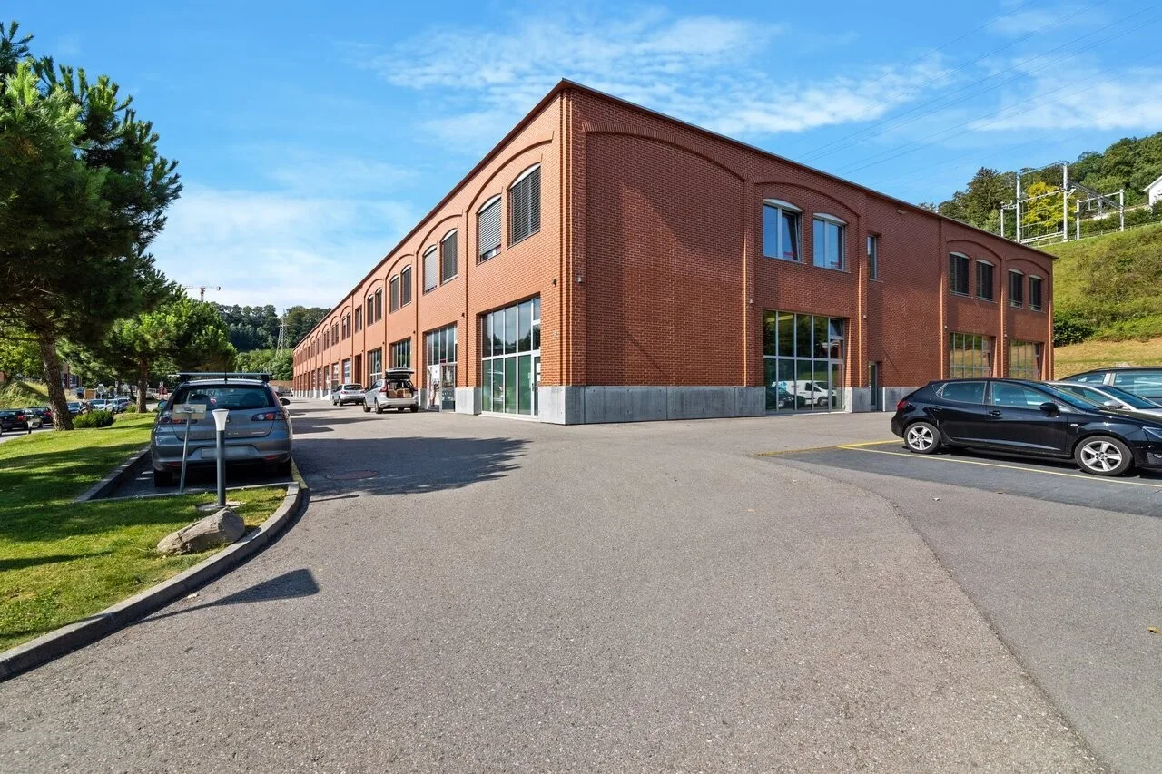 Image 10