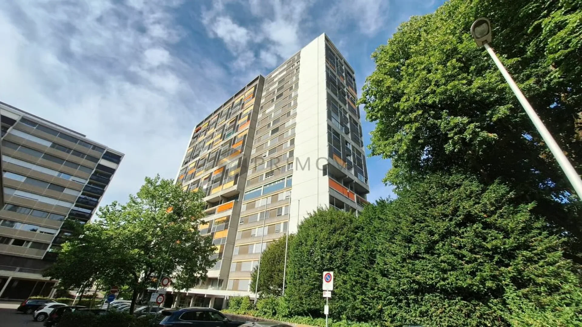 Urbaner Weitblick über Bern stilvoll wohnen im 19. Stock