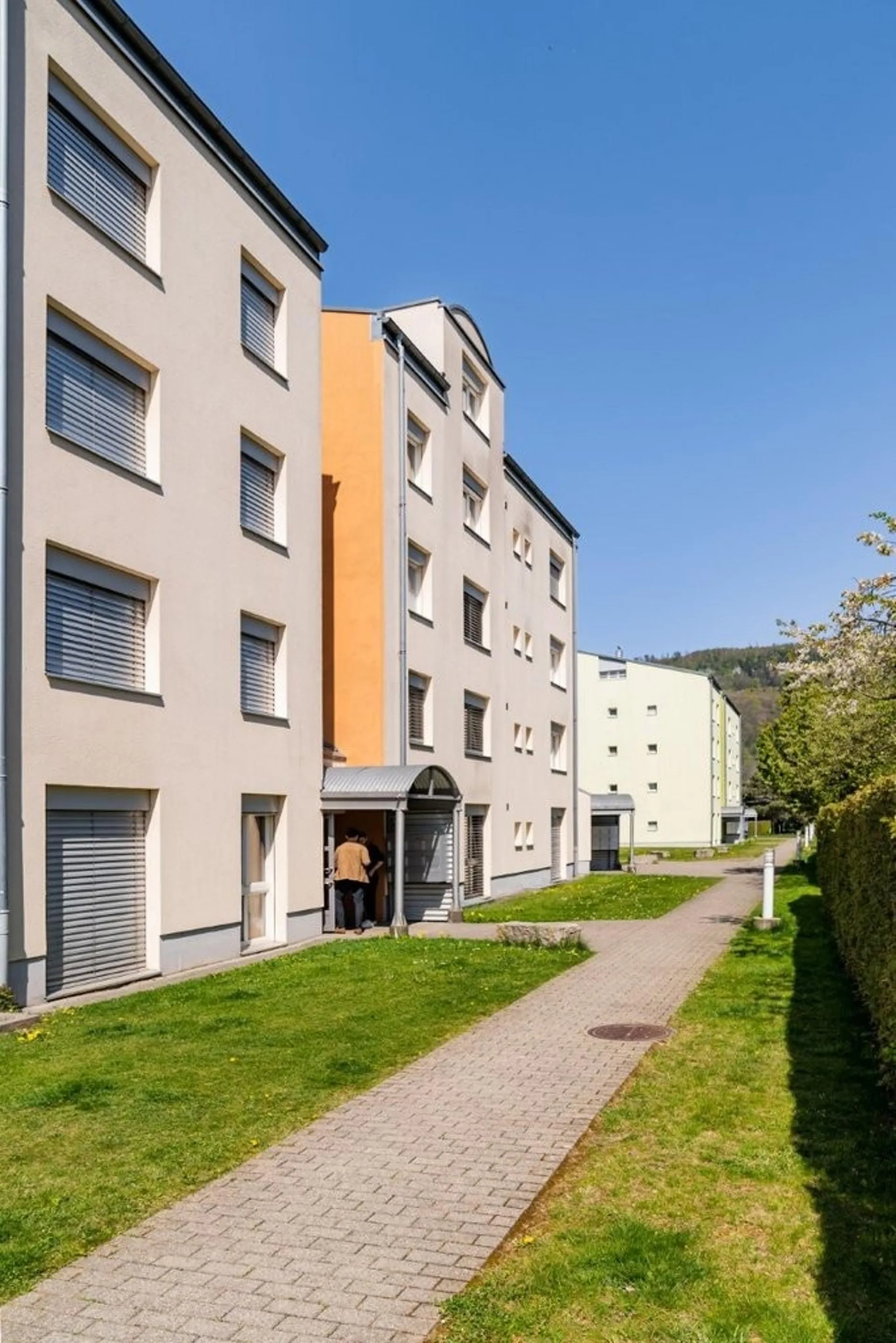 Bright, central studio apartment