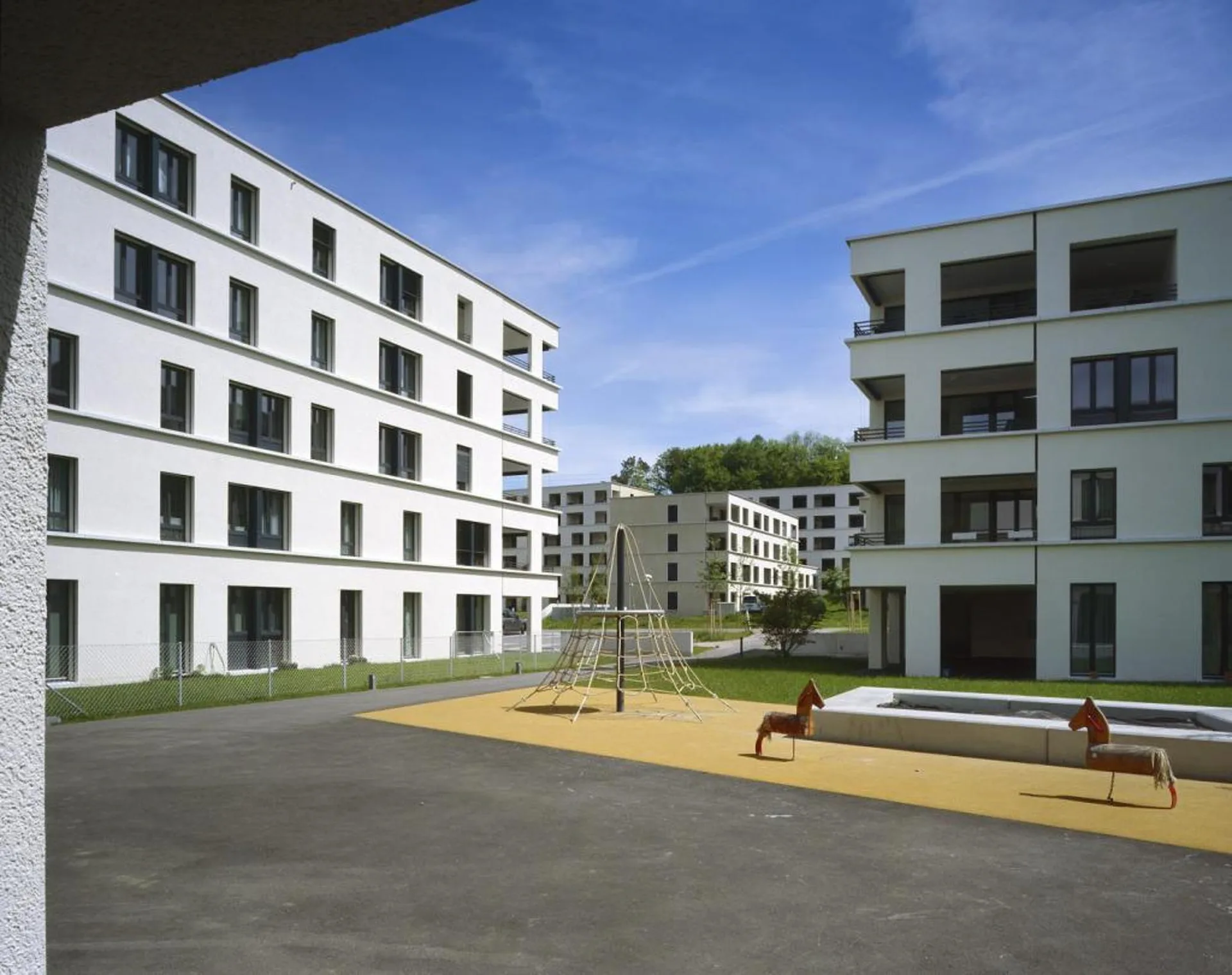Ihr neues Zuhause in Adliswil - moderne Wohnung mit Loggia