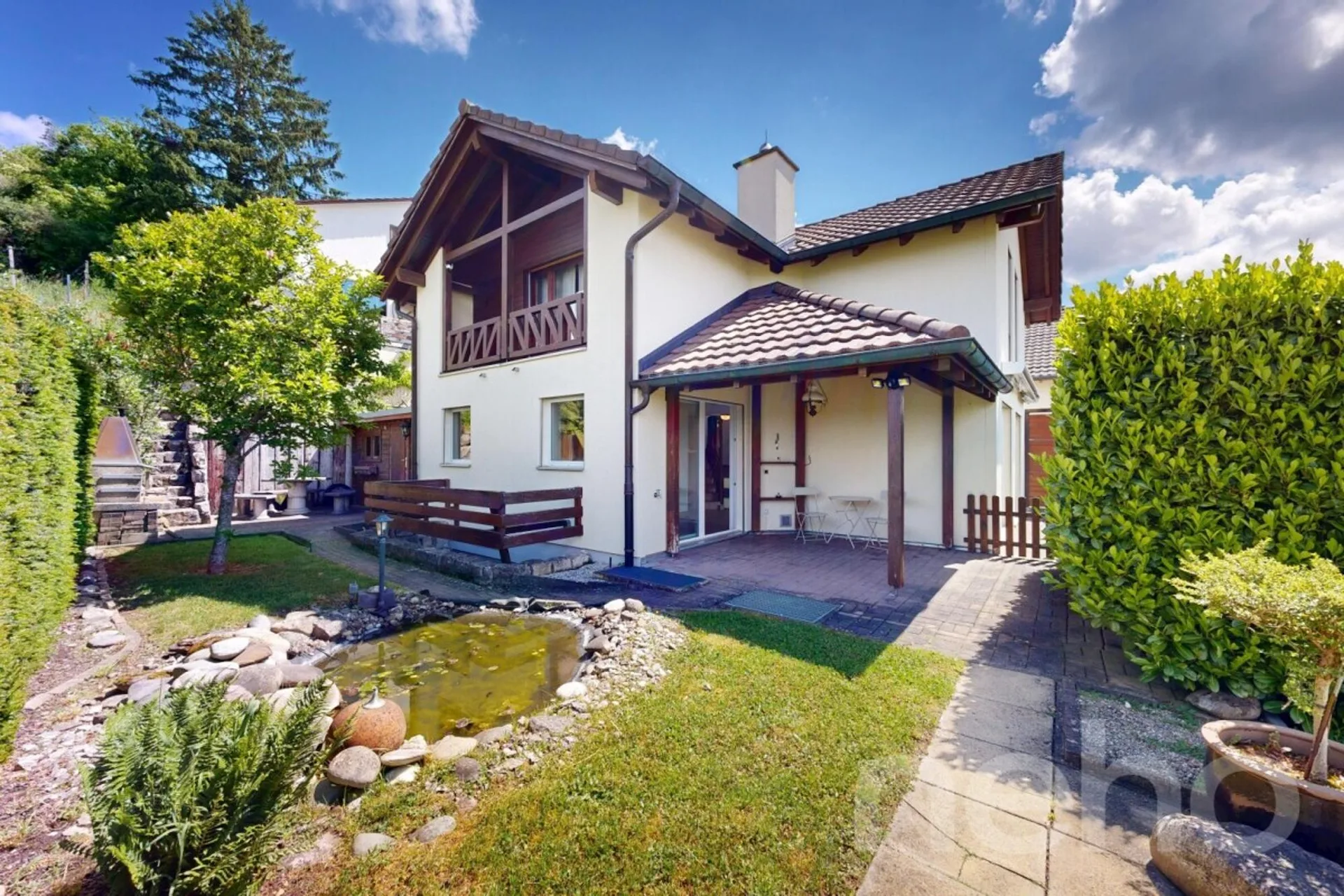 Einfamilienhaus mit viel Privatsphäre und unverbaubarem Ausblick