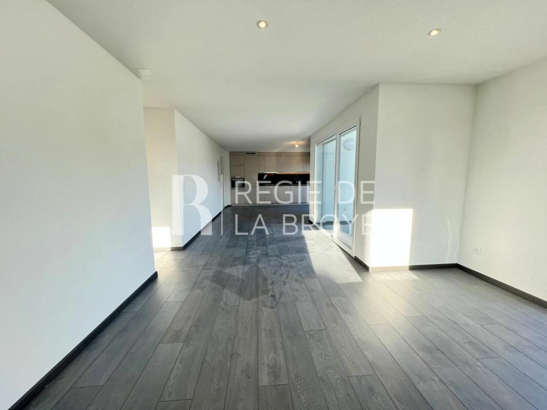 Appartement de 4.5 pièces avec grand balcon à Chabrey