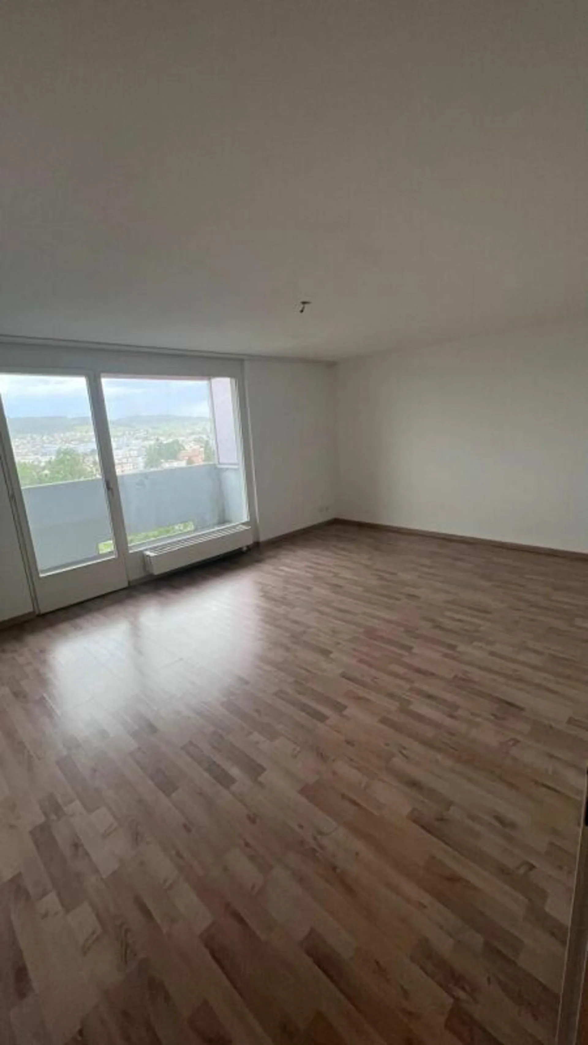 Schöne 3 1/2 Altbau-Wohnung