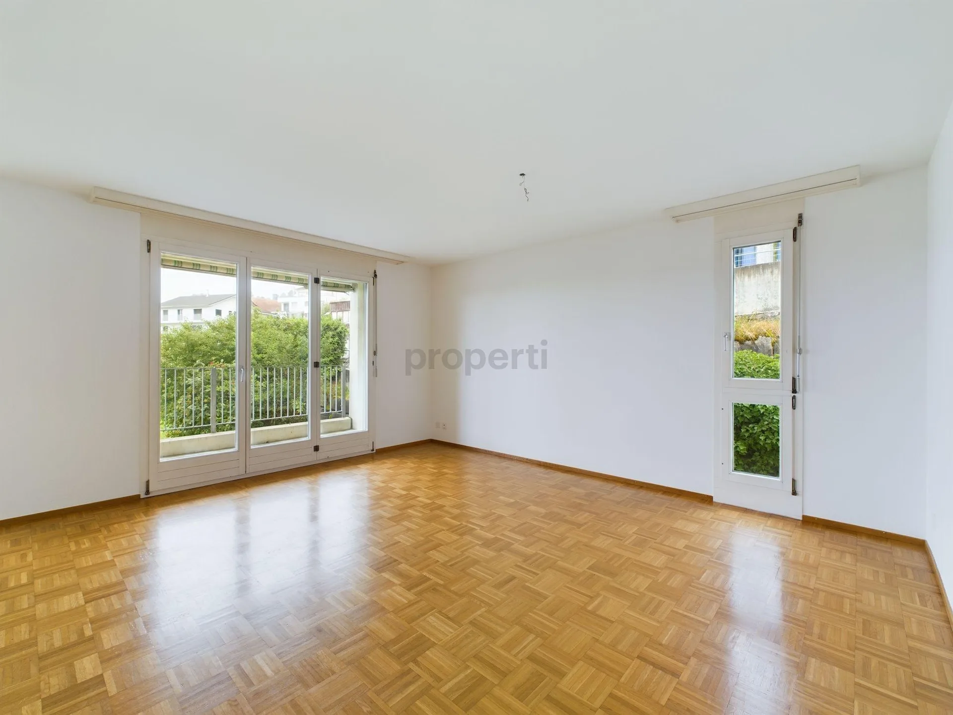 Helle und familienfreundliche 4.5-Zimmer-Wohnung in ruhiger Lage in Winikon