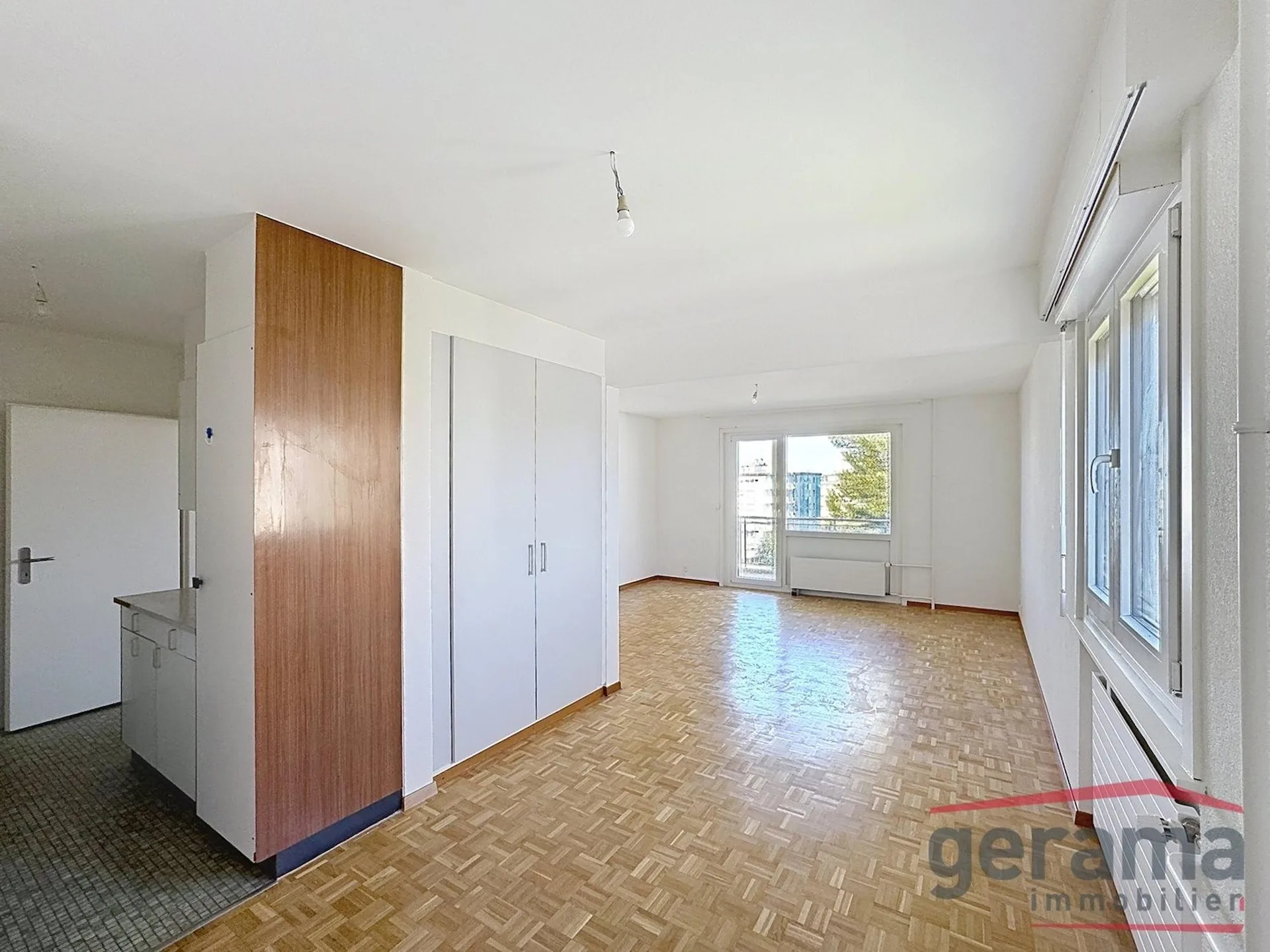 Charmantes 3.5 Zimmer Wohnung im 4. Stock in Freiburg