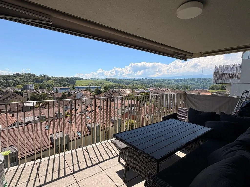 Appartement de 3.5 pièces avec balcon et vue