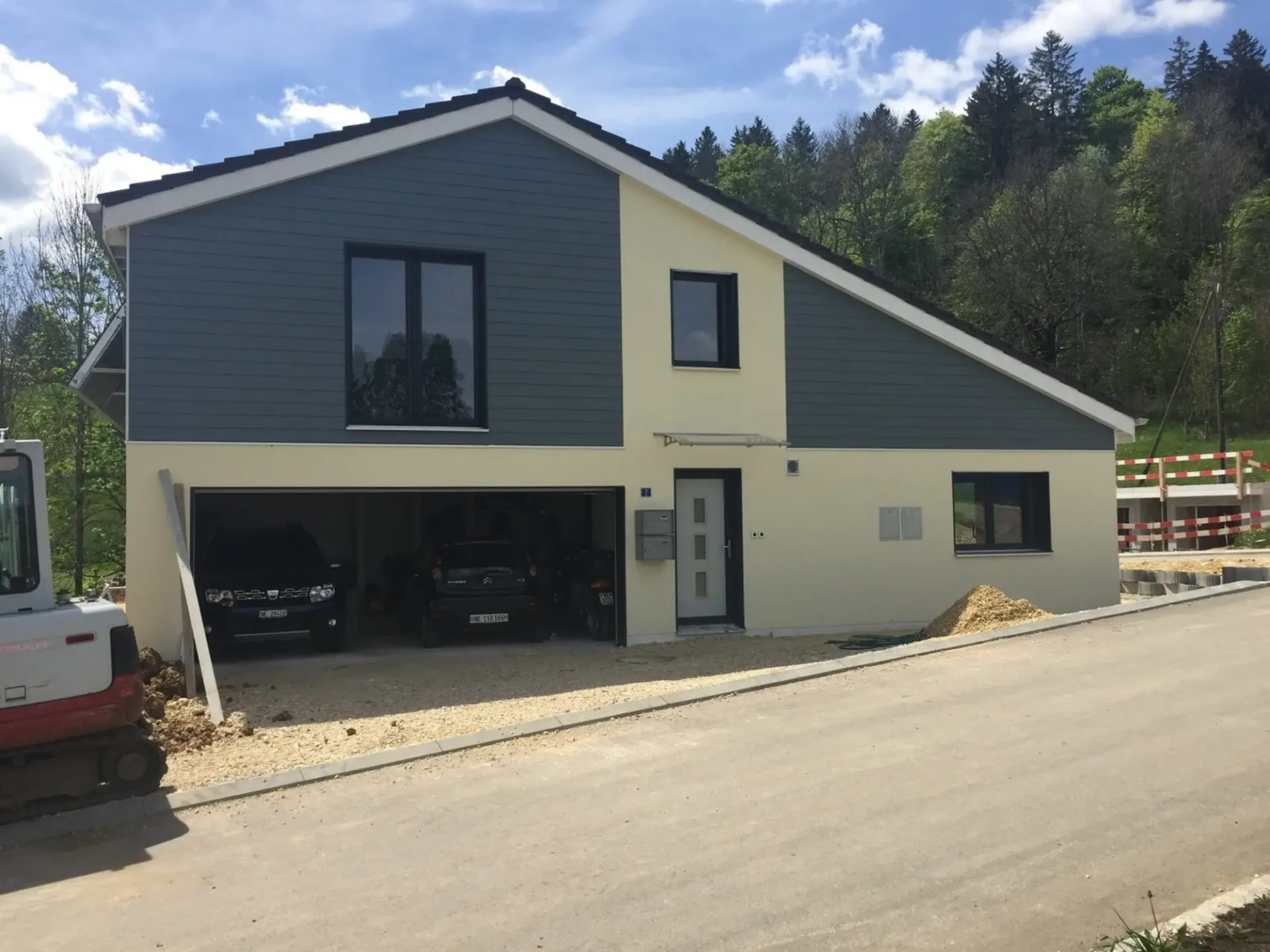 Charmantes 2-Zimmer-Wohnung mit privater Terrasse in ruhiger und grüner Umgebung