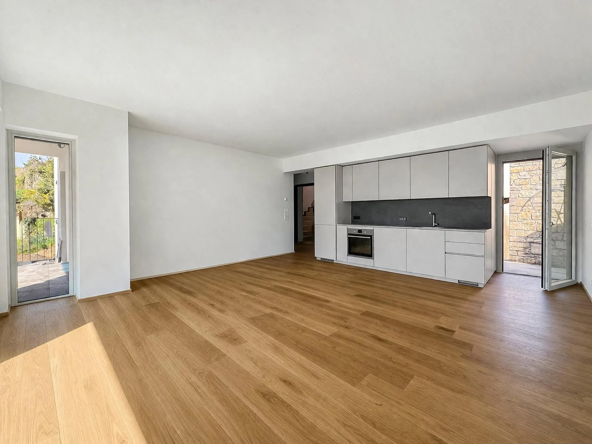 Nuovo 3.5 locali vista lago con giardino a Massagno