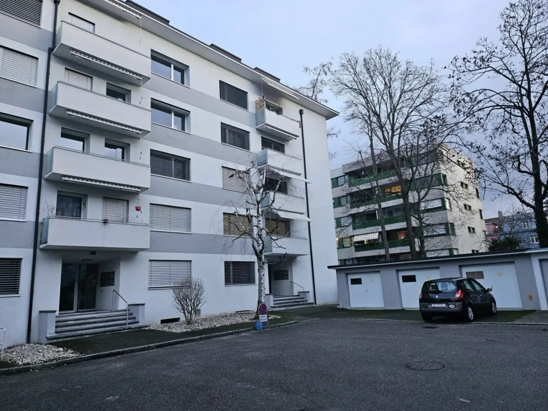 Spacious maisonette attic apartment in a quiet location