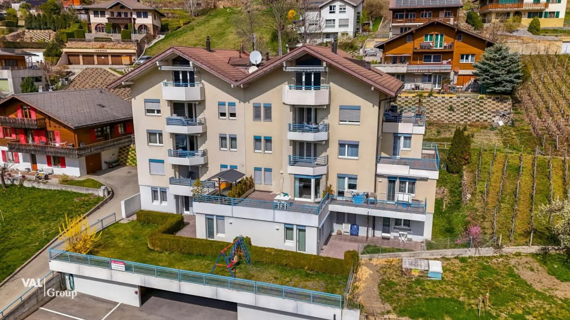 Möblierte 2.5-Zimmerwohnung - ruhig und mit traumhafter Aussicht