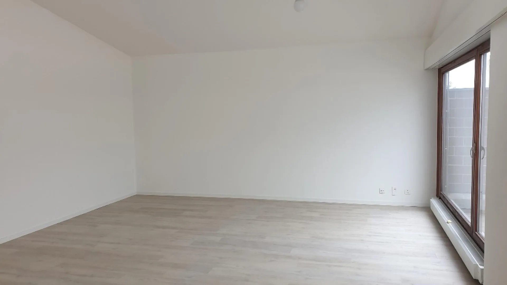 Helle, freundliche und optimal gelegene 2-Zimmerwohnung (St. Johann)