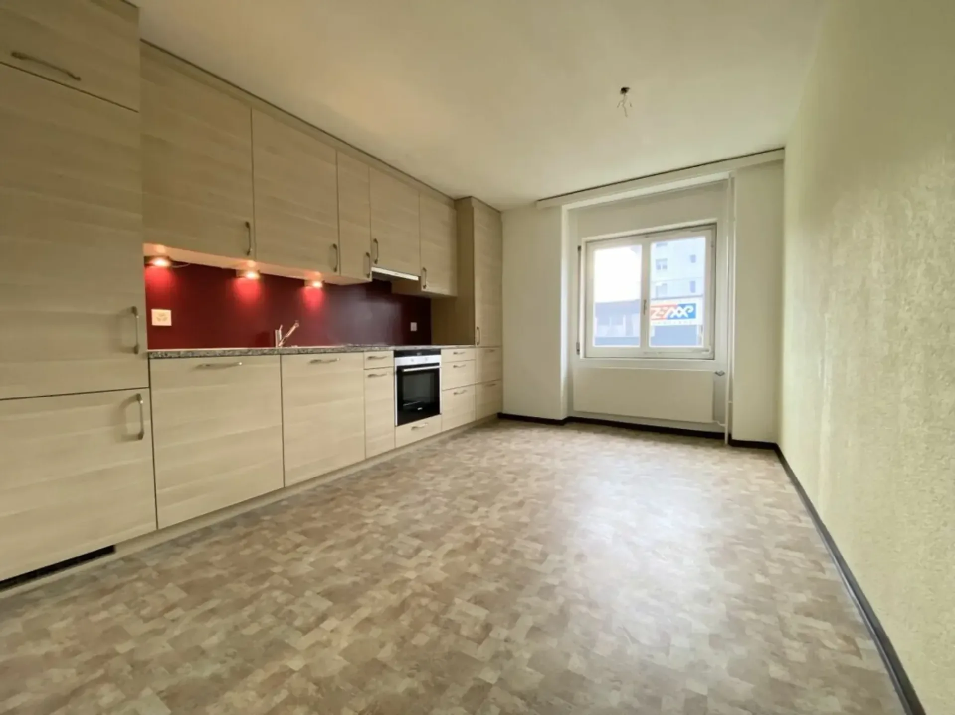 Grosszügige 3.5-Zimmerwohnung im Hochparterre