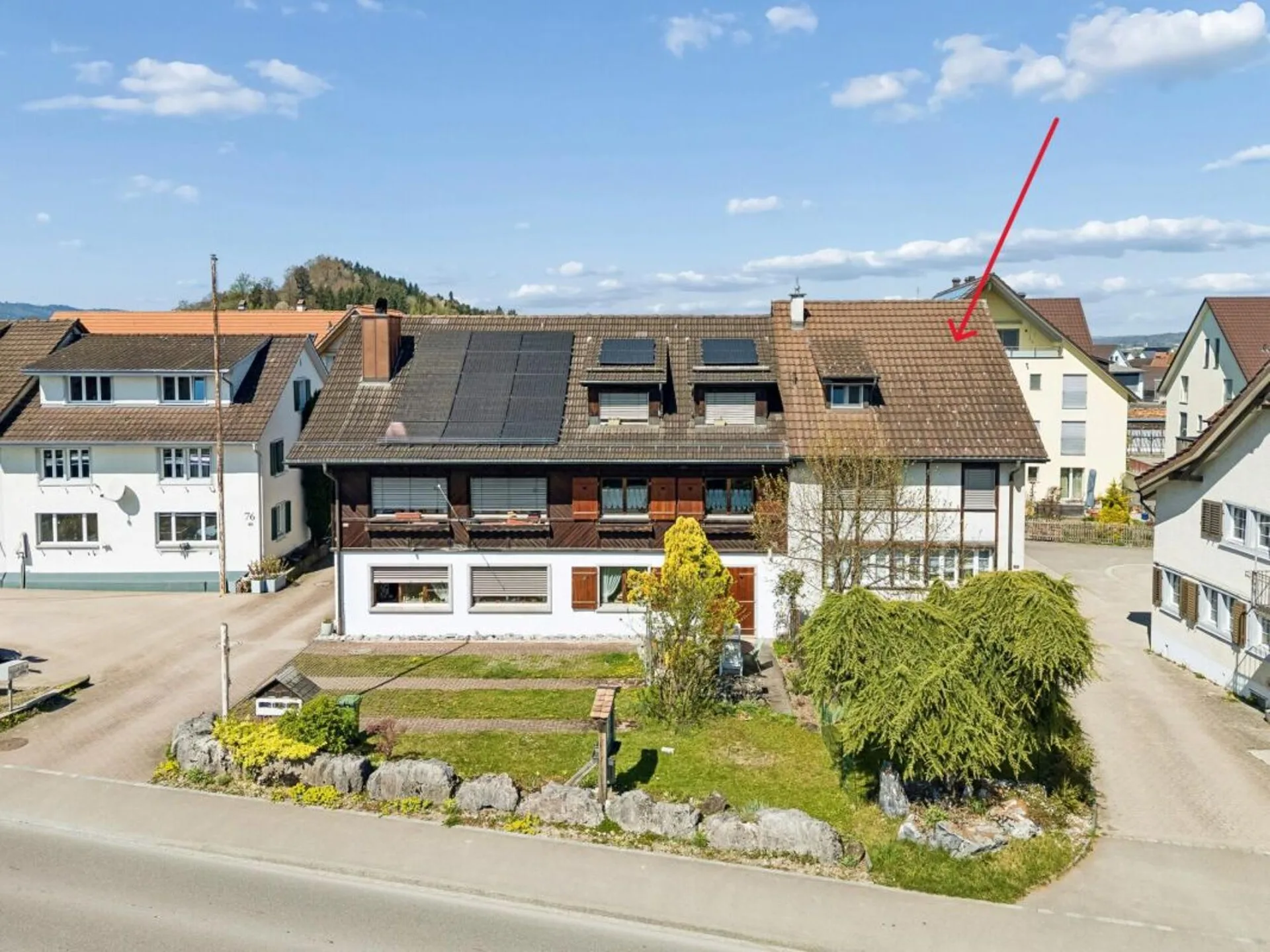 Charming Flarz house with annex in the heart of Grüningen
