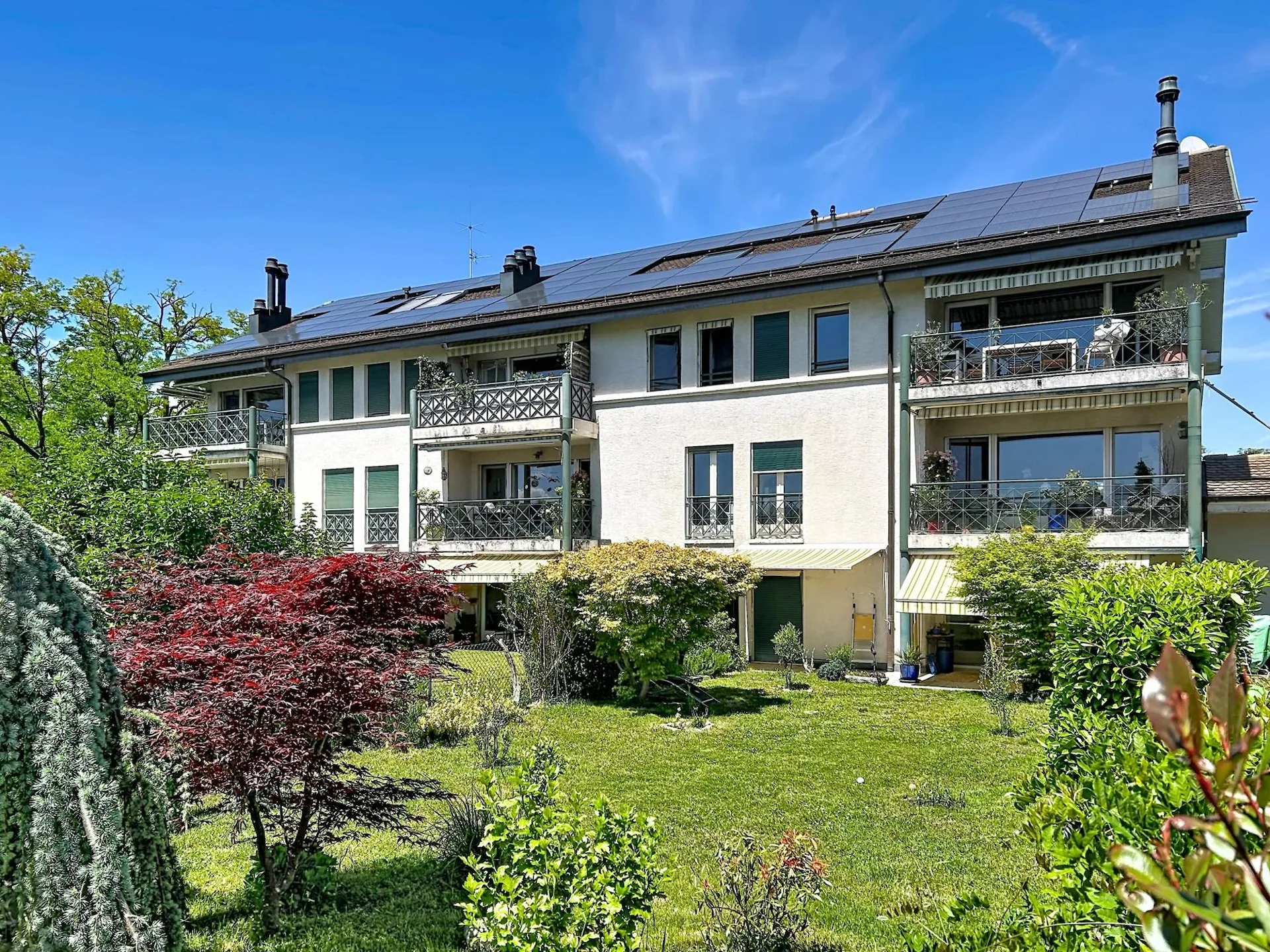 Volumes et douceur de vivre (prix négociable)