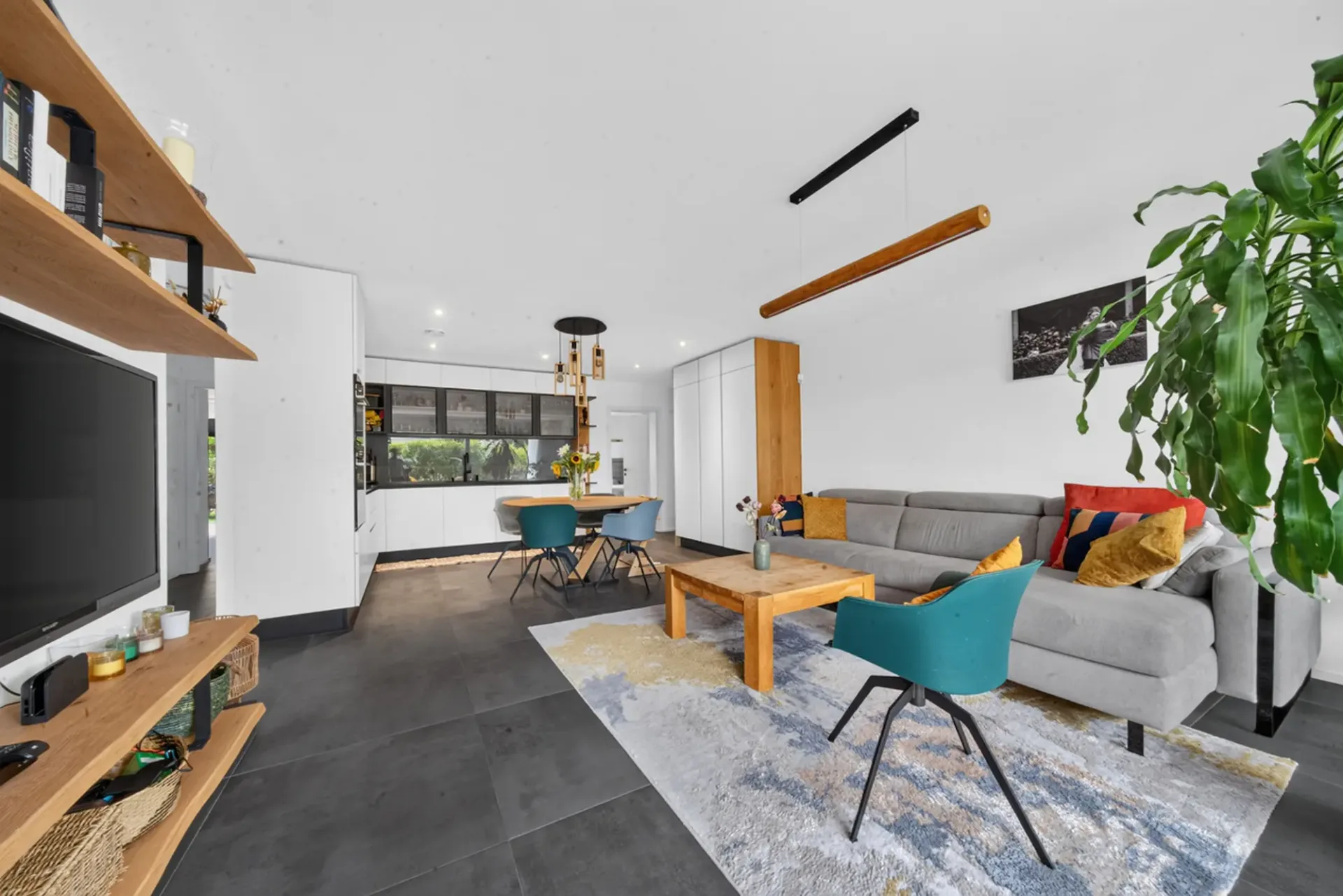 Schönes Apartment mit 4.5 Zimmern, zwei Terrassen und Garten