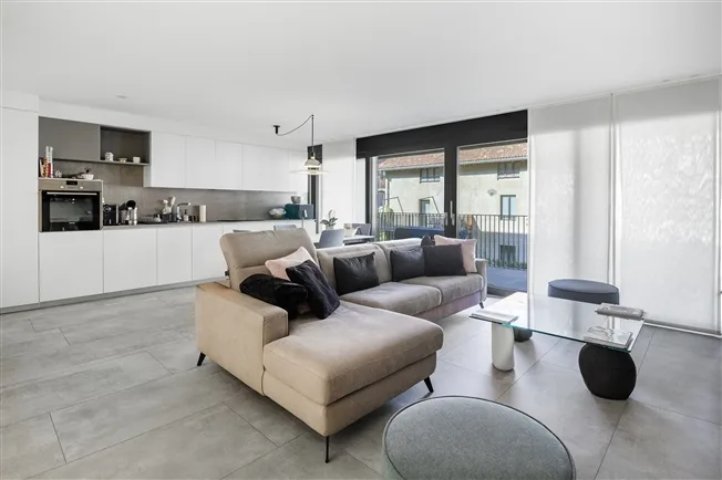 Stilvolle Wohnung in einer Eigentumswohnung mit Pool