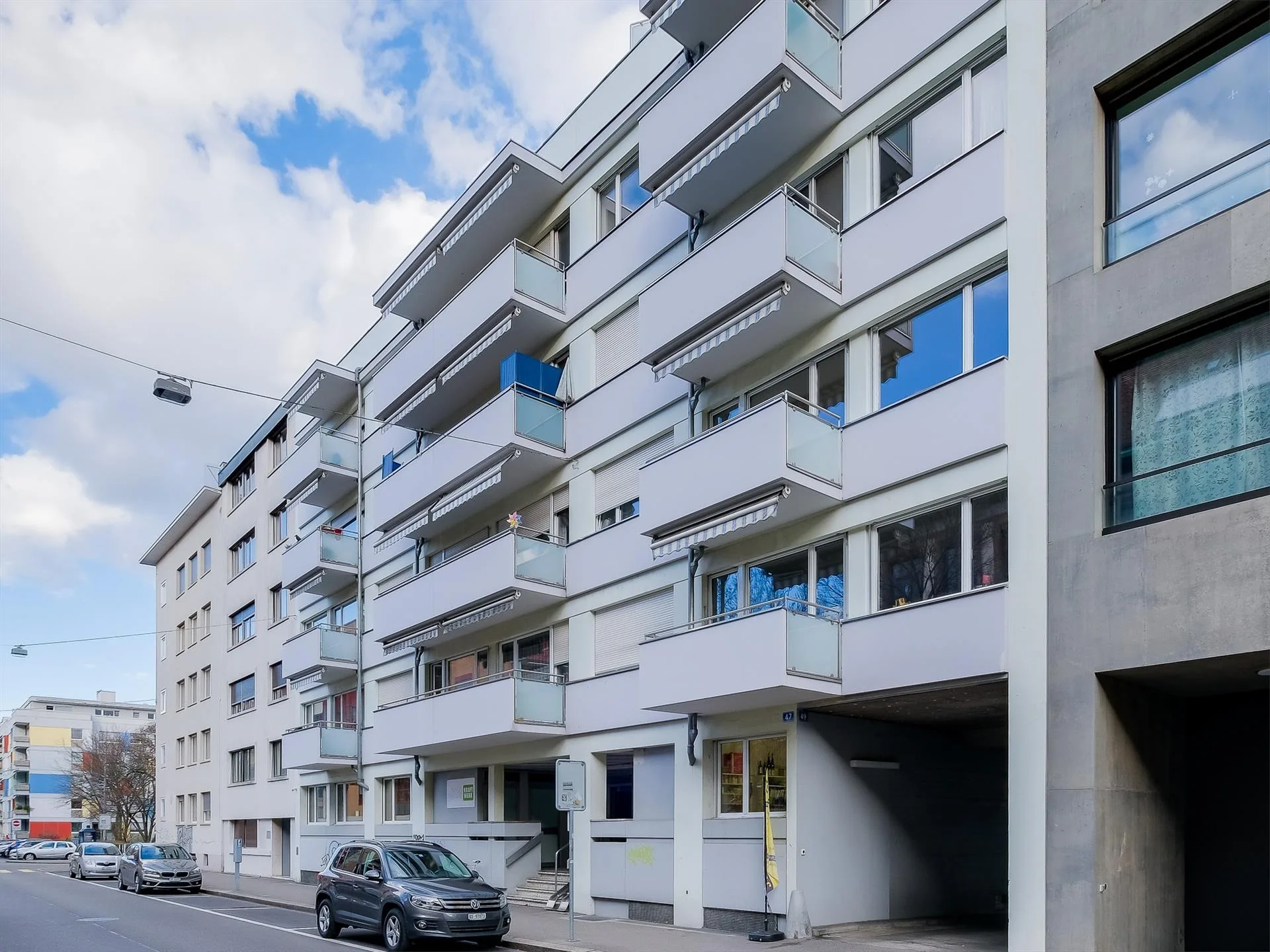 Nähe Bahnhof SBB mit grossem Balkon