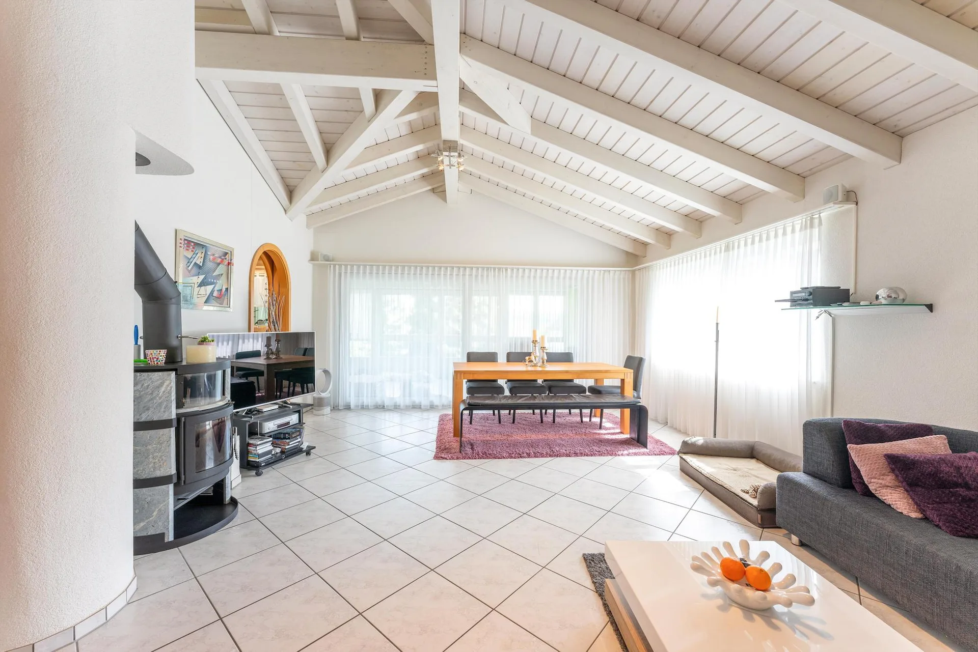 Appartement spacieux 5.5 pièces en mansarde avec serre