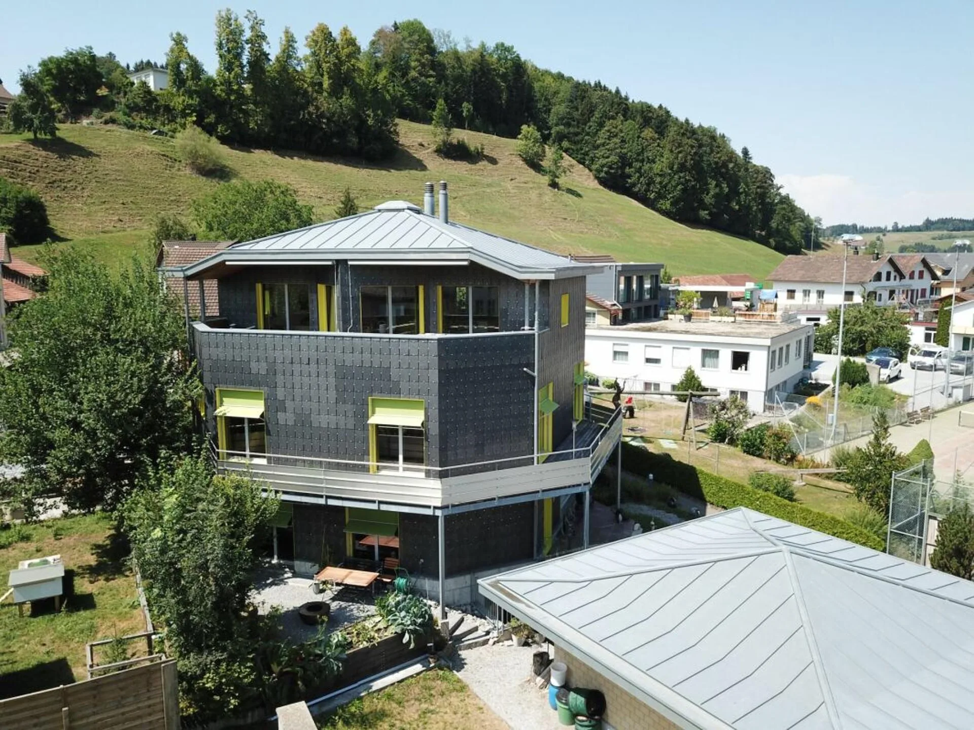 Maison individuelle avec appartement annexe, beaucoup d'espace, de caractère et de vue panoramique