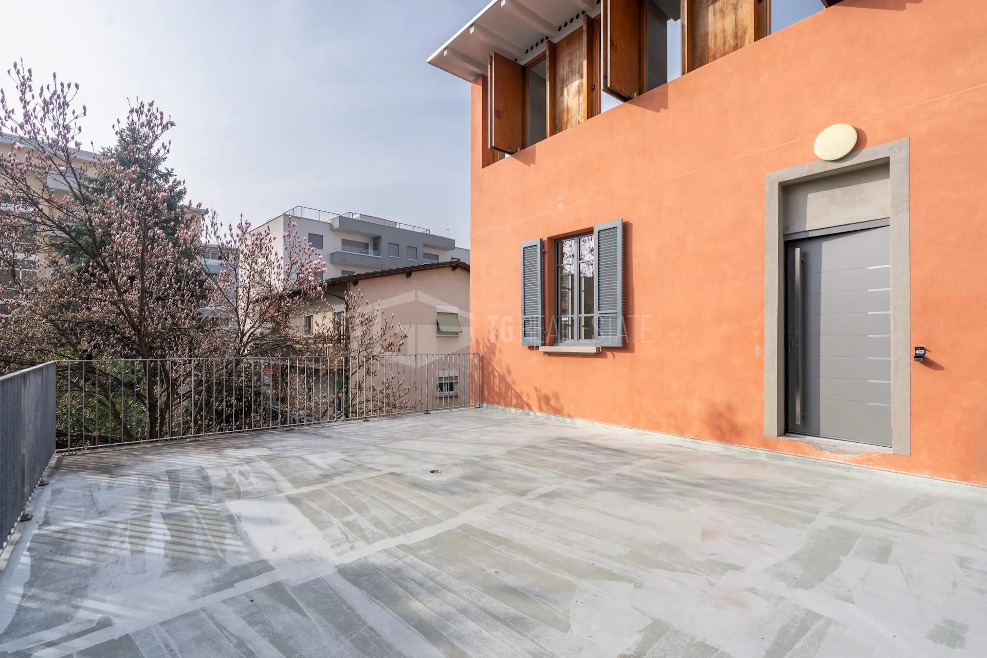 DUPLEX DI 4.5 LOCALI COMPLETAMENTE AMMOBILIATO