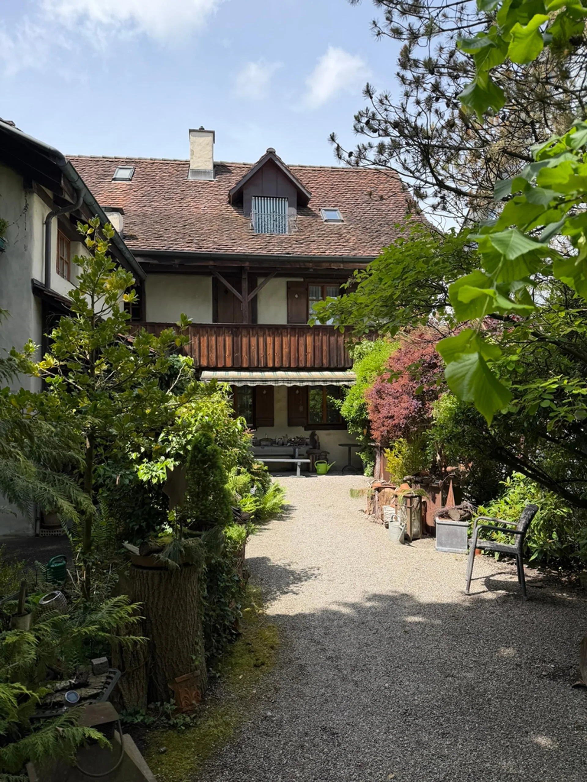 Stilvolle Loftwohnung mit Galerie und Retro-Charme
