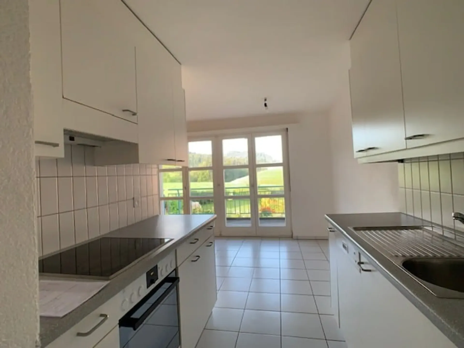 Wunderschöne , 4,5-Zimmer-Wohnung mit 88m² im 1. Obergeschoss