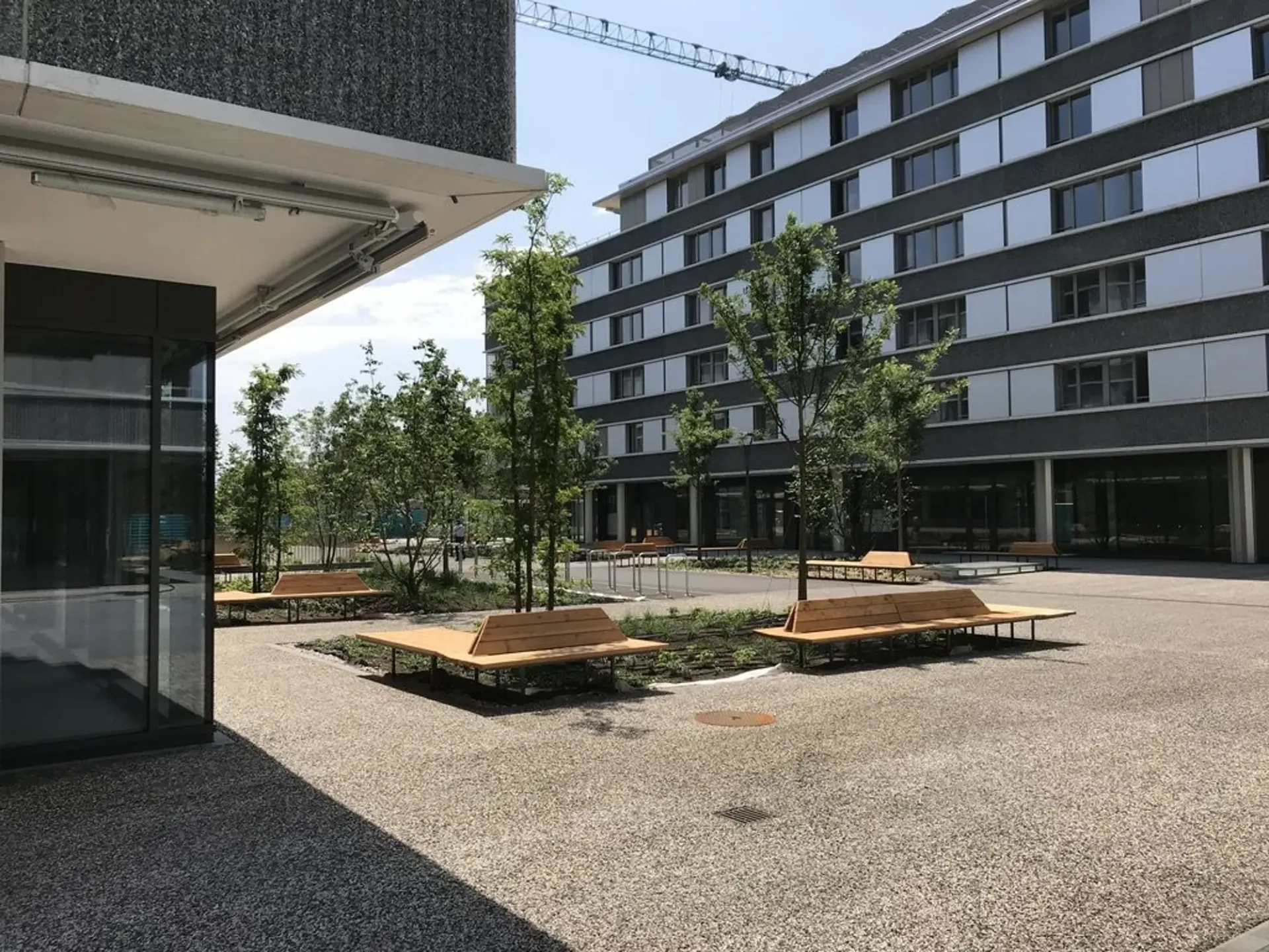Stadtteil in voller Expansion, schöne Arcade von 42 m2, nach Wunsch des Mieters