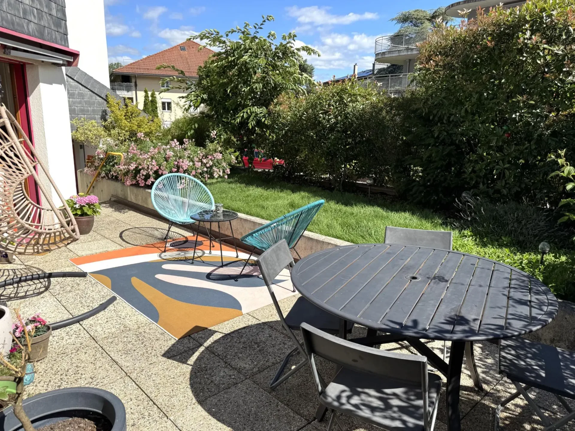Bel appartement de 4.5 pièces en rez de jardin