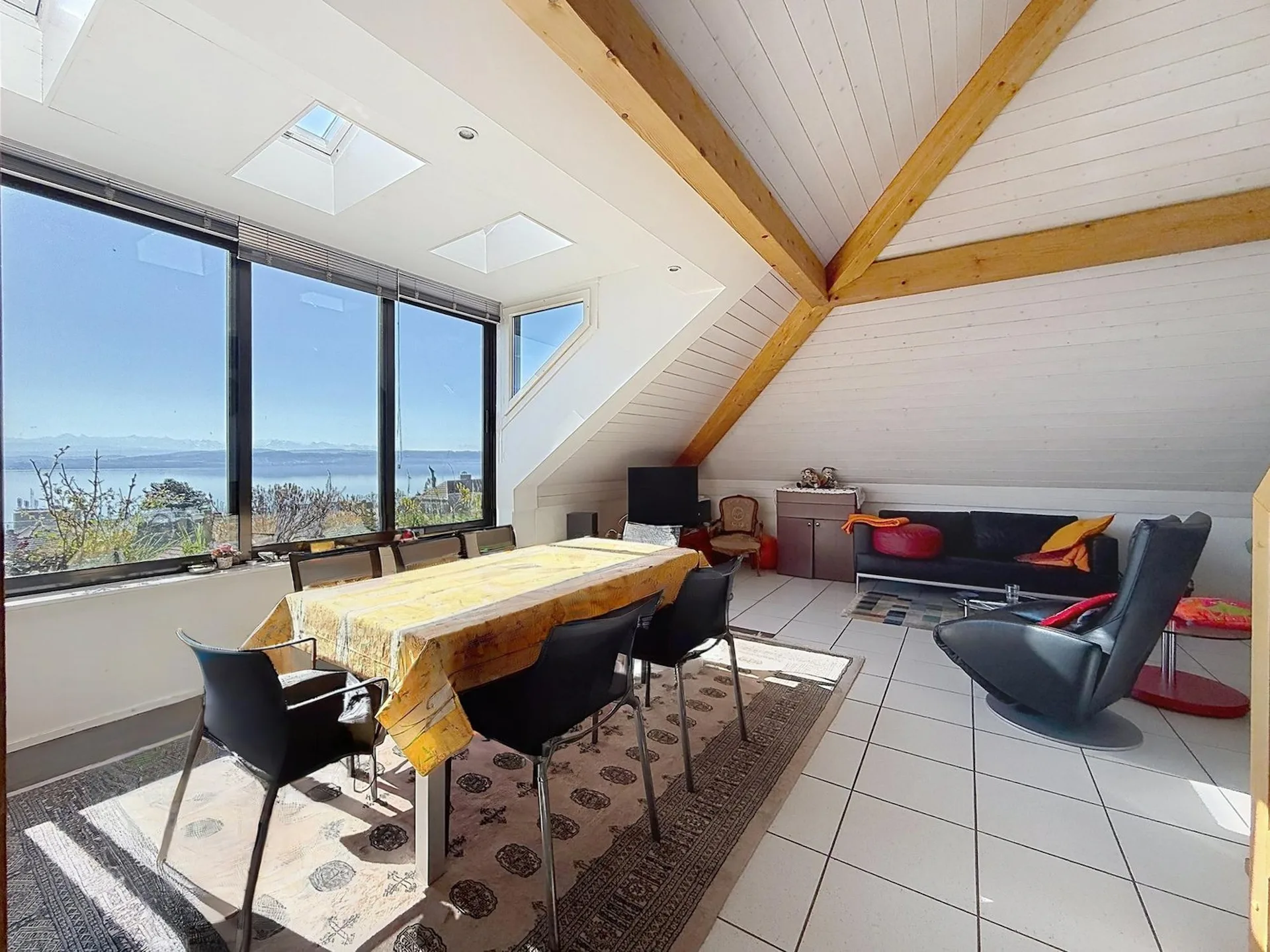 Panorama einzigartig auf den See und die Alpen - Apartment mit Mezzanine