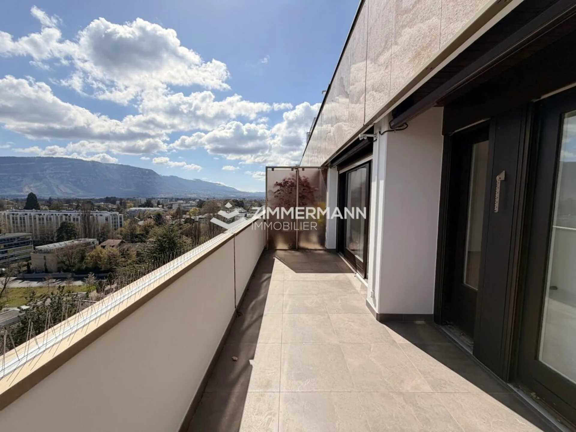 Appartement de 2 pièces dans une résidence de standing à Cologny - En vente