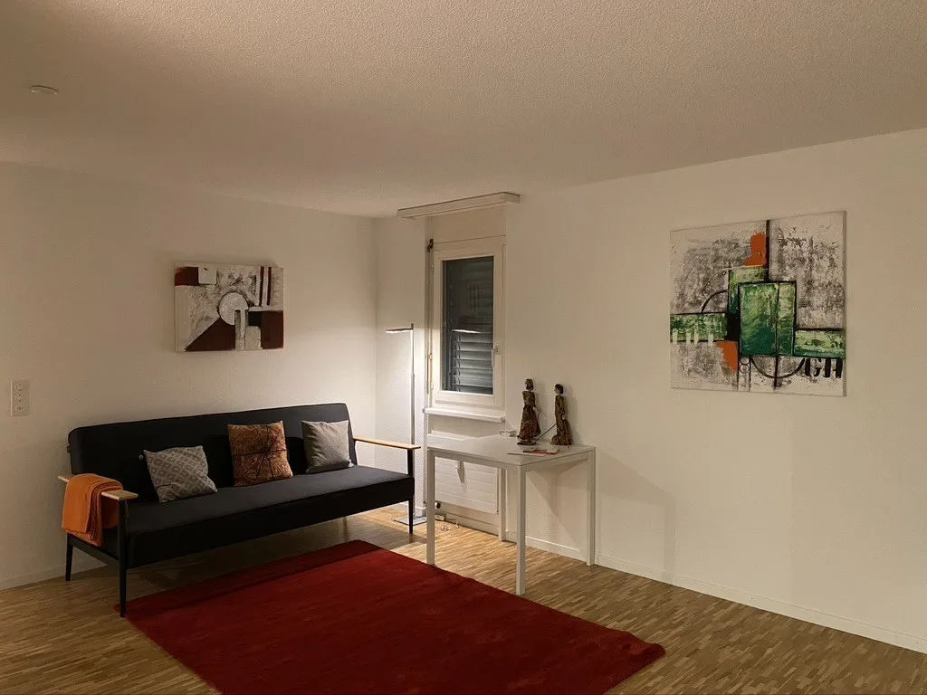 🌟 2.5-Room Spacious & Stylish Apartment with Lift in Prime Zone 10 Location 🌟