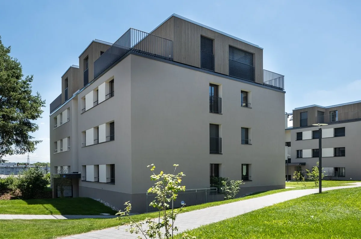 Grosszügige und lichtdurchflutete Wohnung