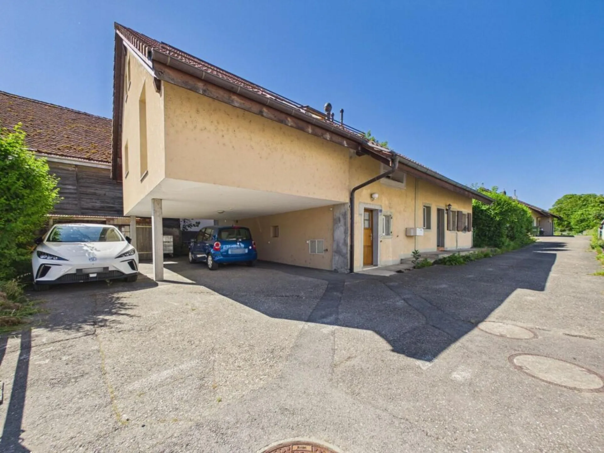 Haus mit 2 Wohnungen