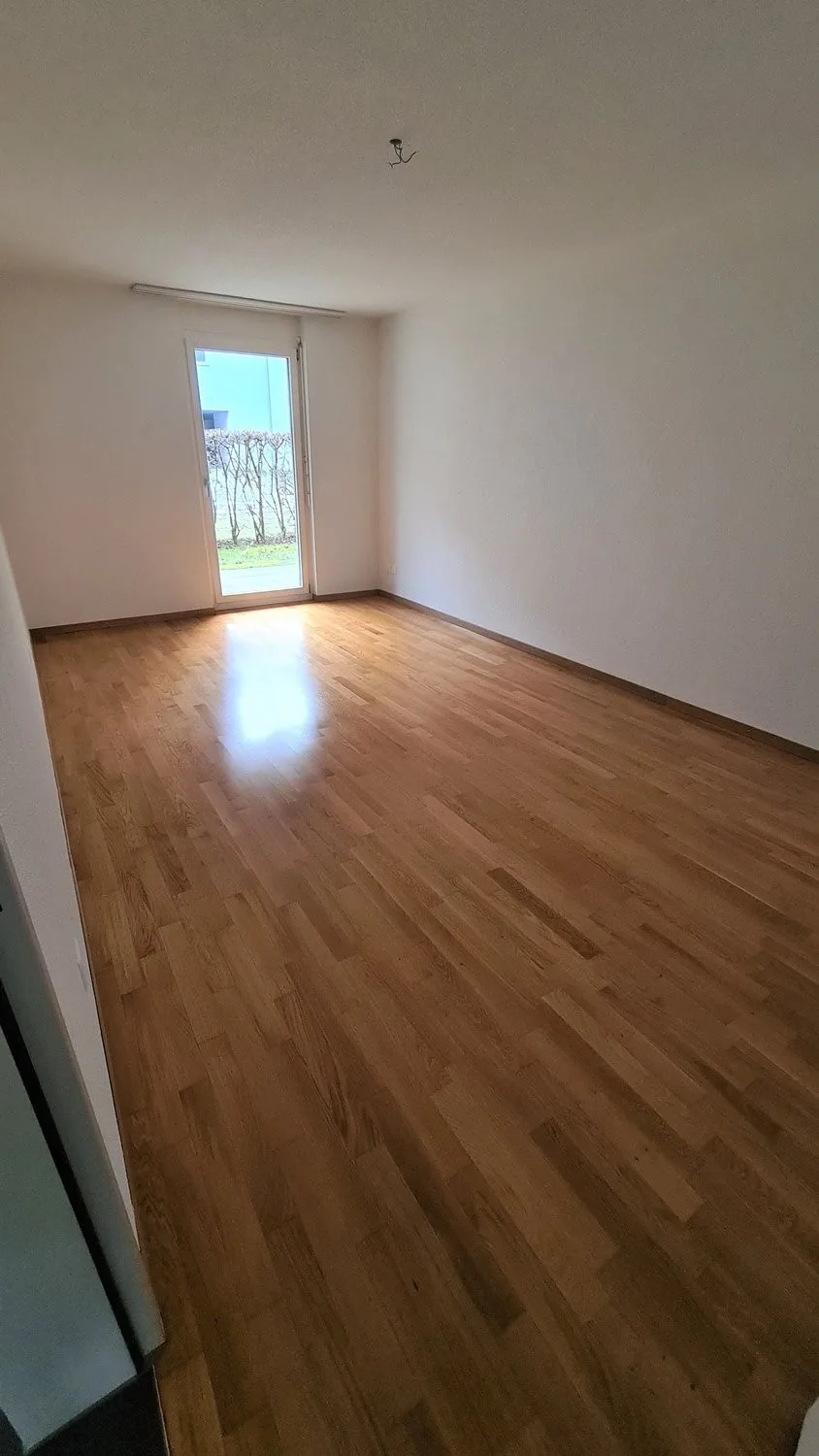 Moderne 2.5 ZW à 67 m² im EG