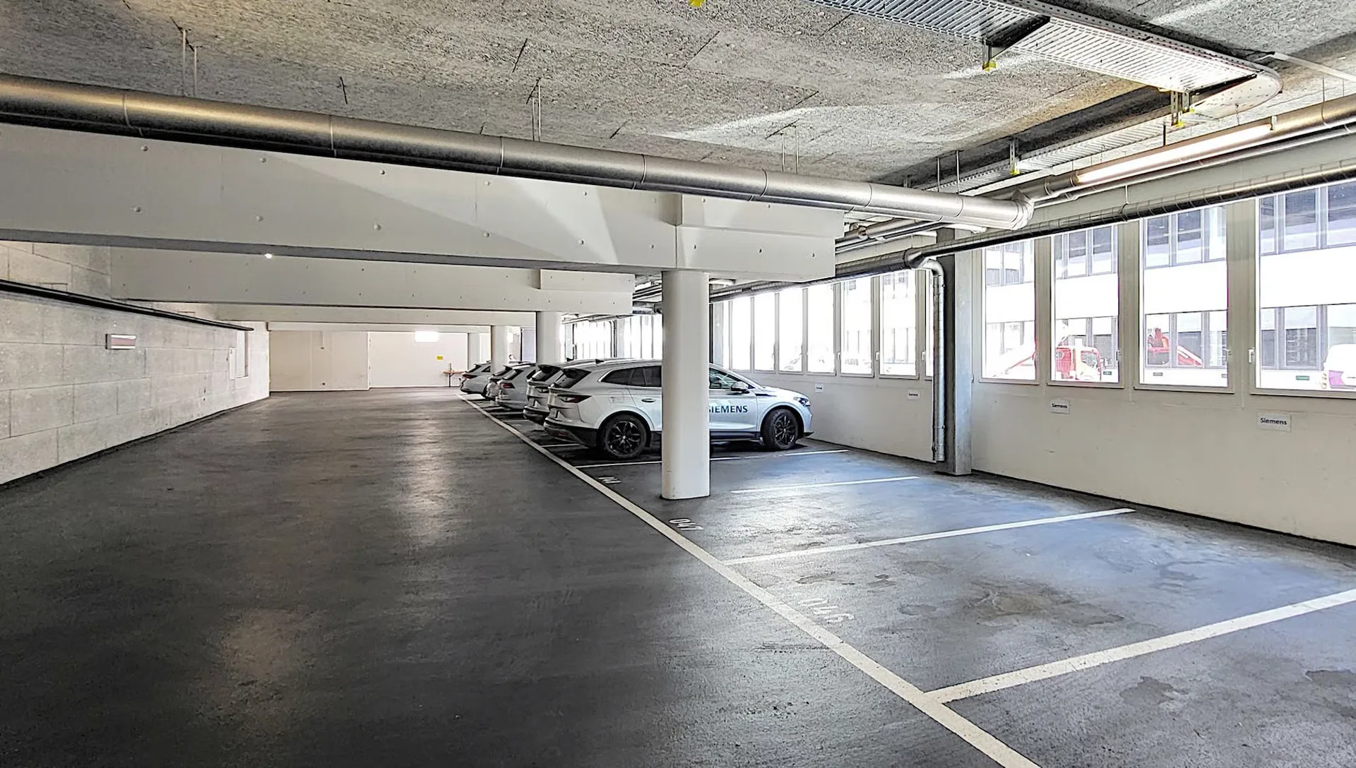Befahrbare Gewerbeflächen im TechCenter Reinach!
