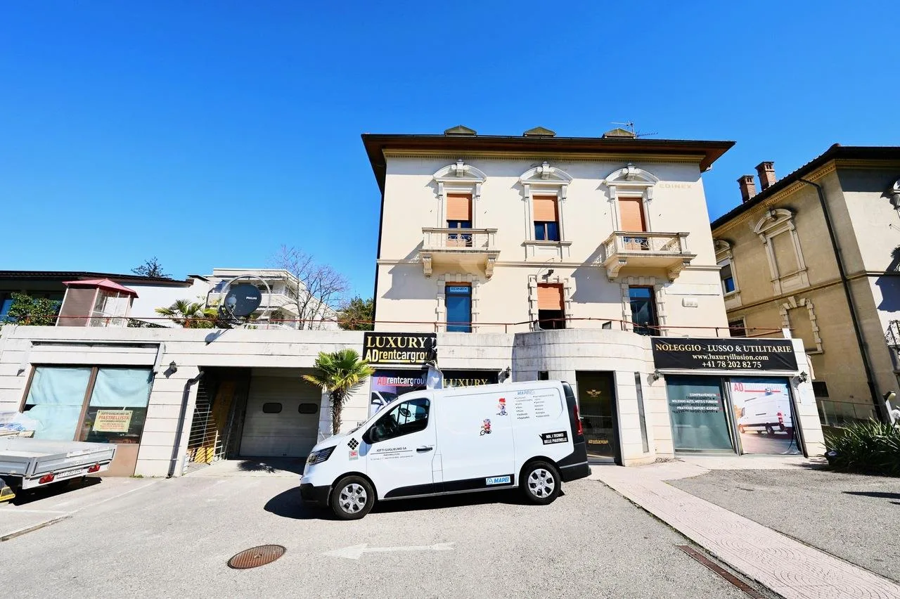 2 Appartamenti a Balerna con Giardino, Autorimessa e Magazzino