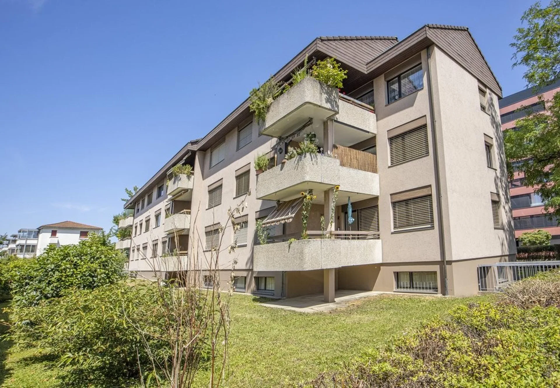 VERMIETUNG NACH SANIERUNG mit eigenem Waschturm