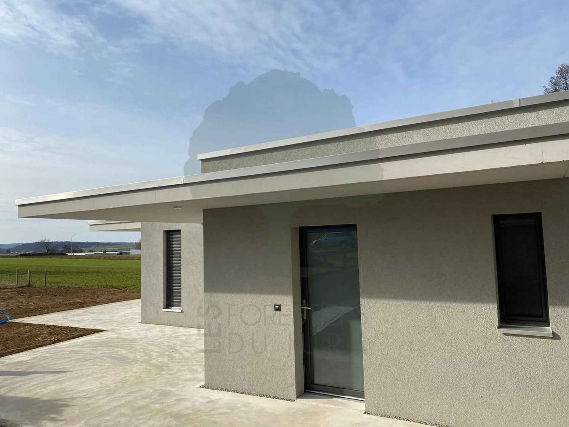 Bella casa di architetto di 4,5 locali a piano terra