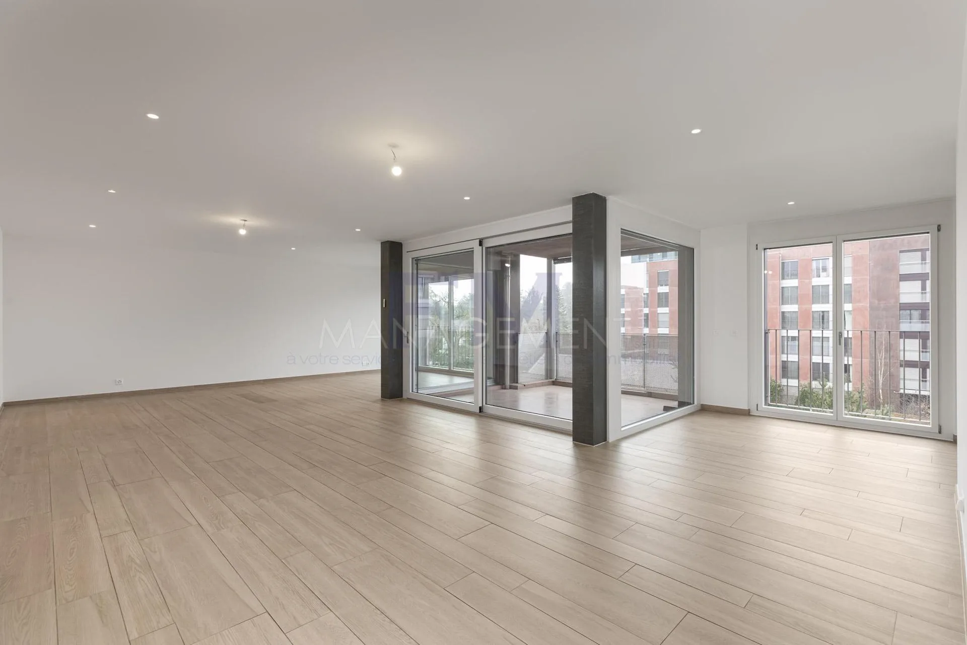 Ch. du Velours, Appartement 9 pièces au 3ème étage