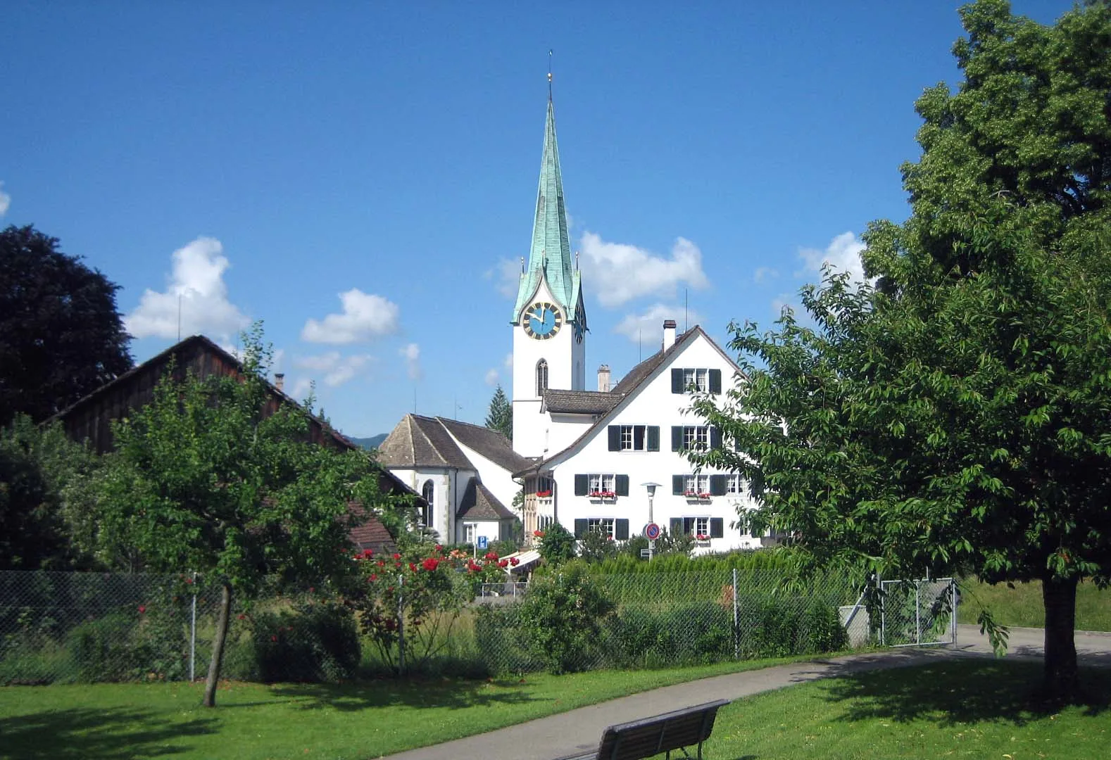 8125 Zollikerberg