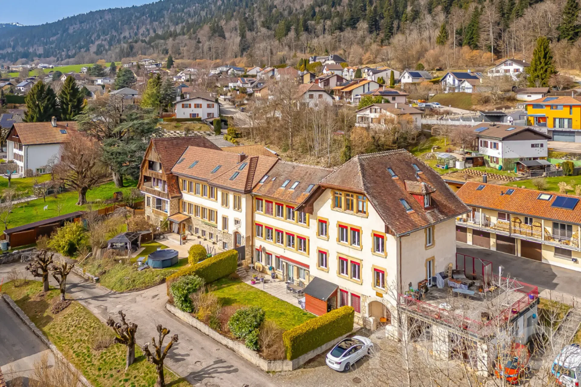 Grande Maison familiale de 400 m², 10 pièces et exposition sud